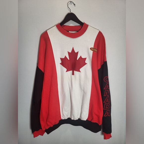 Mondetta Other - 👕🌶 Vintage Rare BNWT Mondetta Canada "Big Flag" Crewneck Sweatshirt